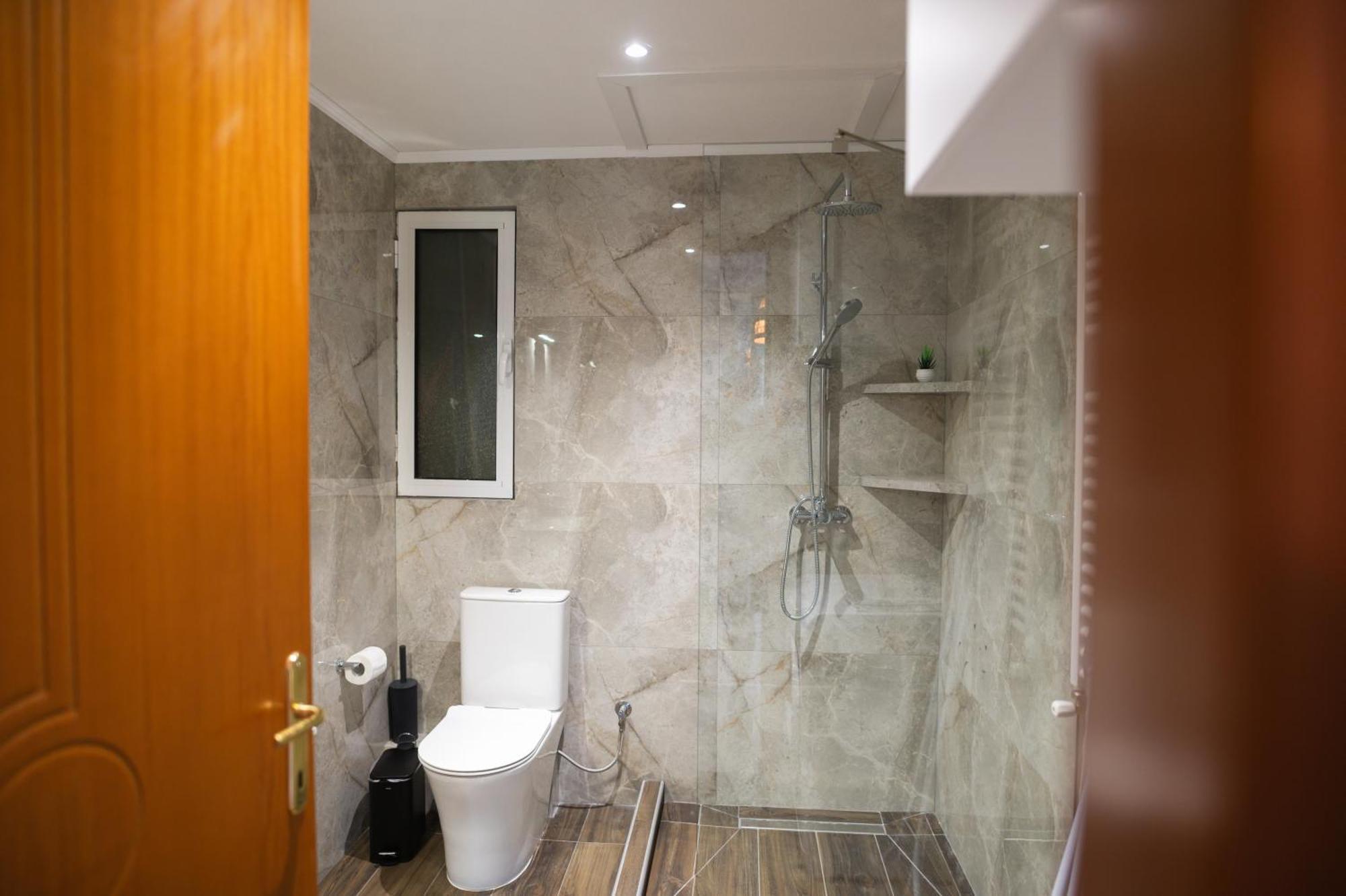 Ancient Forest Suite By Heeaven'S Hall Luxury Suites 亚历山德鲁波利斯 外观 照片